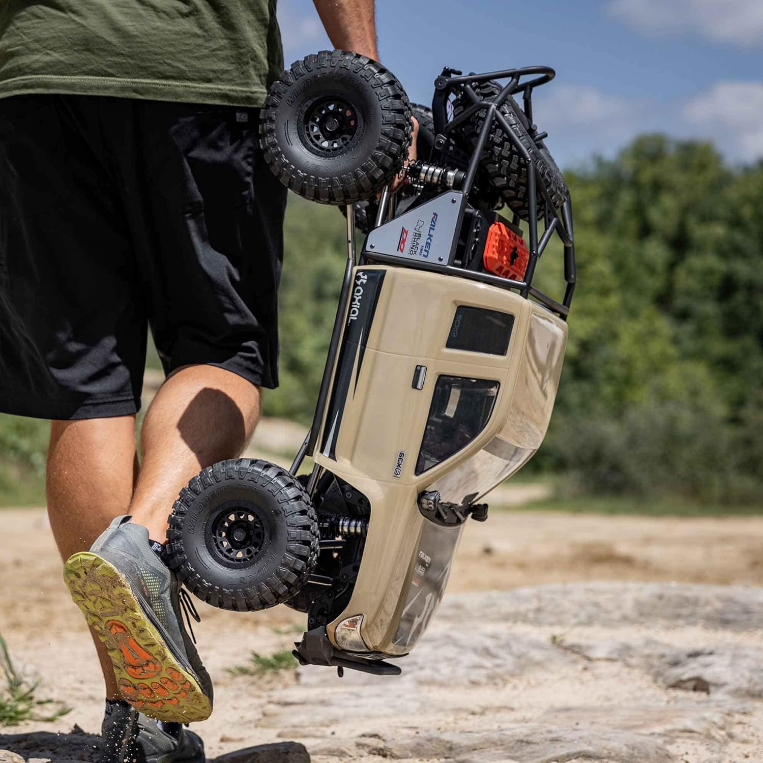 Axial 1/6 Scale SCX6 Trail Honcho 4WD Crawler RTR